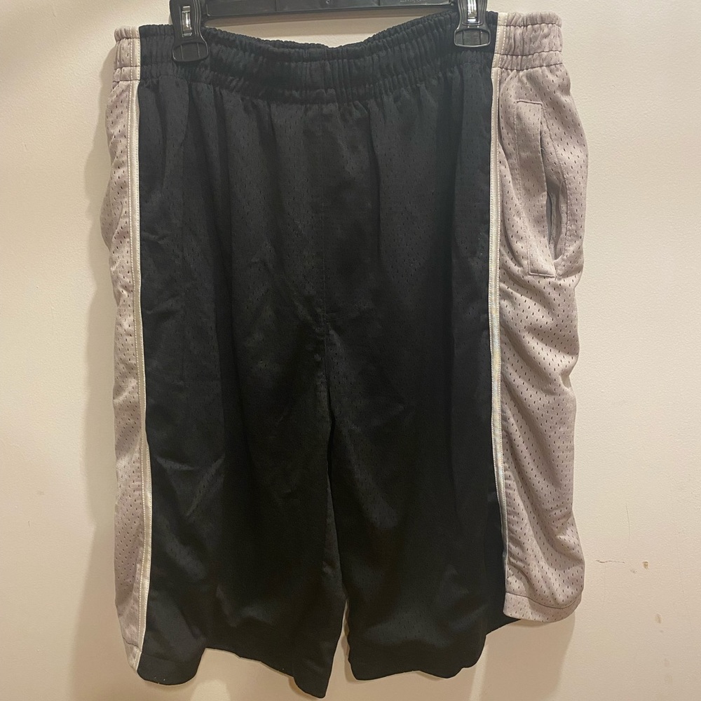 2XL black and grey shorts